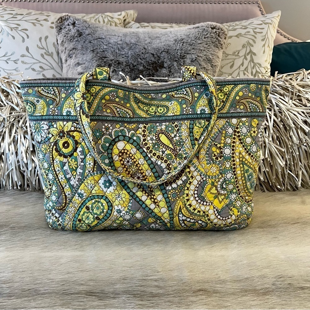 VERA BRADLEY Lemon Parfait Magnet Tote Yellow Green Paisley 2011 East West Y2K